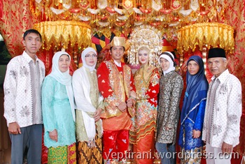 Baralek, Pesta Pernikahan dalam Adat Minang  Catatan 